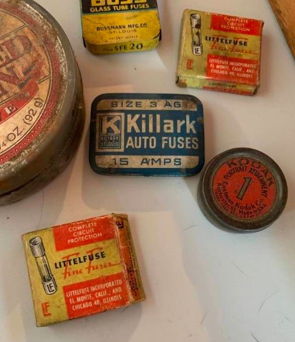 lot 289 image: Vintage Lot