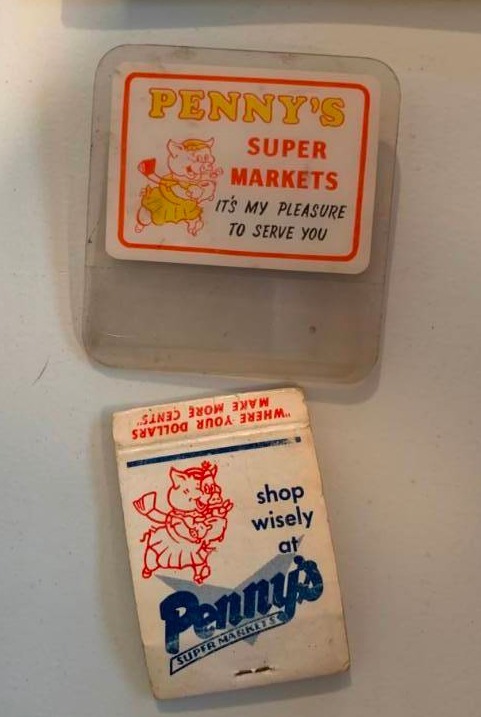 lot 298 image: Grocery Store Memorabilia - Red Owl & Pennys Supermarket