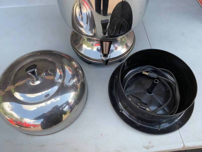 lot 339 image: Farberware Coffee Maker