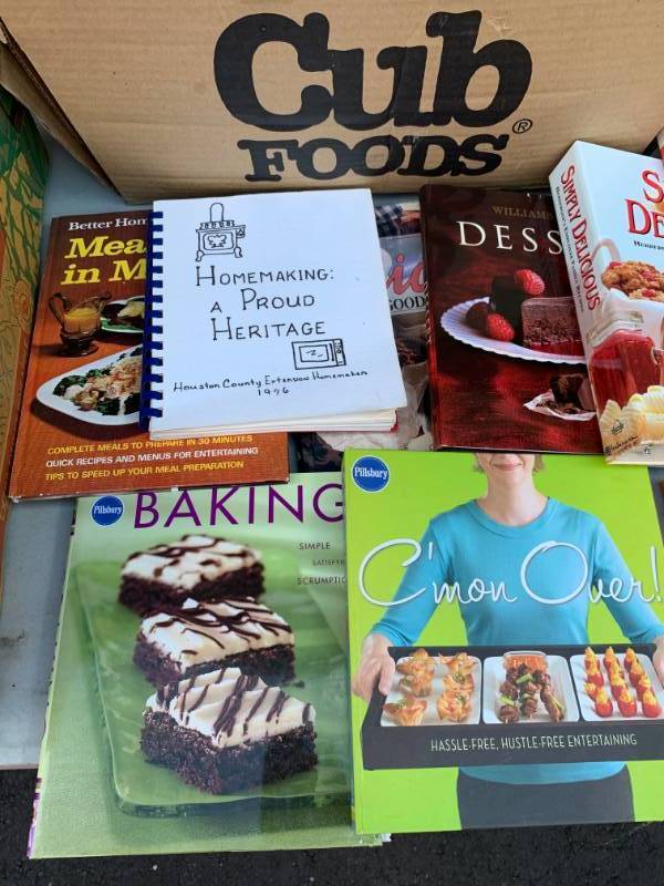 lot 343 image: Huge Lot of Cook Books - Random Books - Magazines