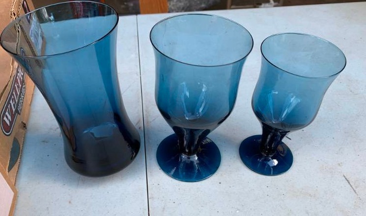 lot 356 image: Glassware - Place Setting for (6)