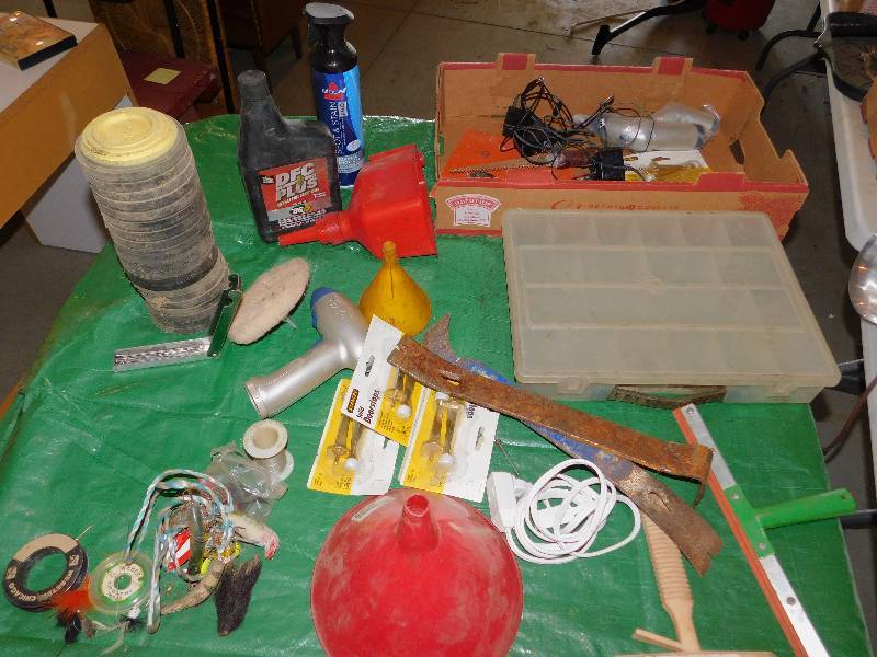 lot 34 image: Lot of Misc. Items