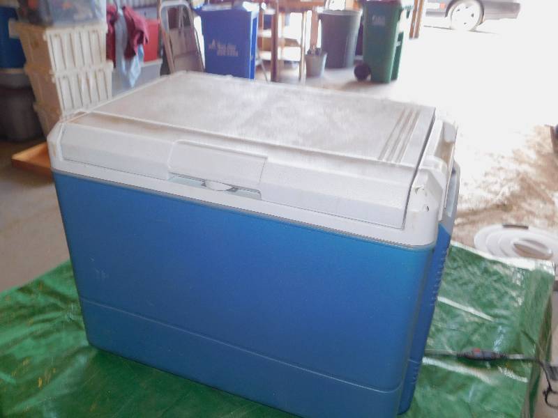 lot 58 image: ACDC Cooler