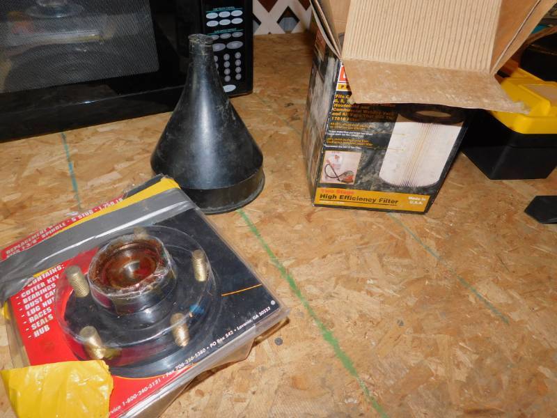 lot 84 image: Lot Of Misc. Items