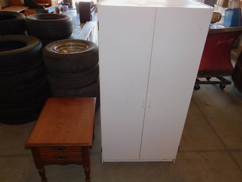 lot 95 image: Shelving Unit