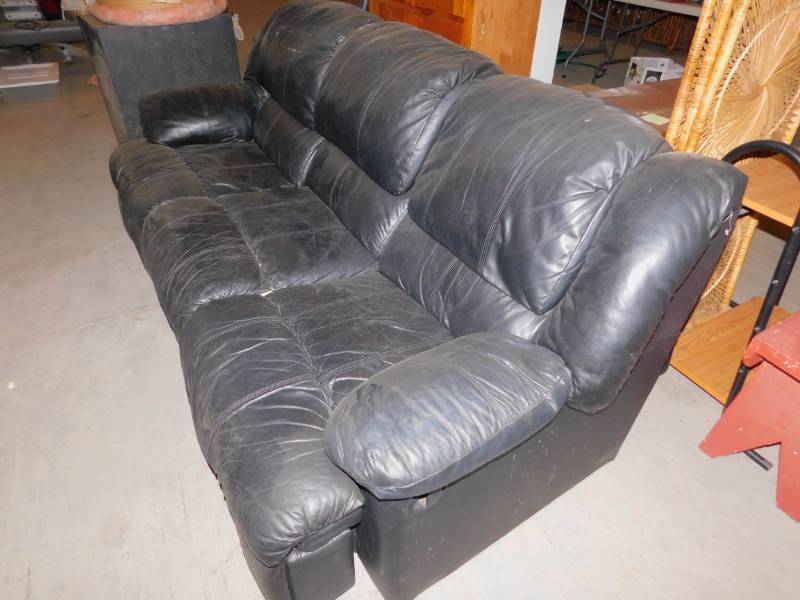 lot 129 image: Black Leather Couch