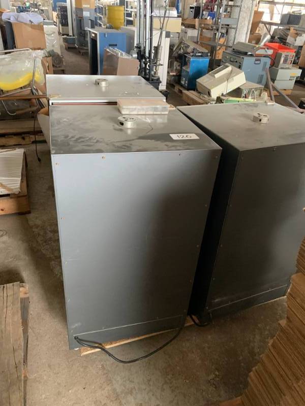 3 lab ovens