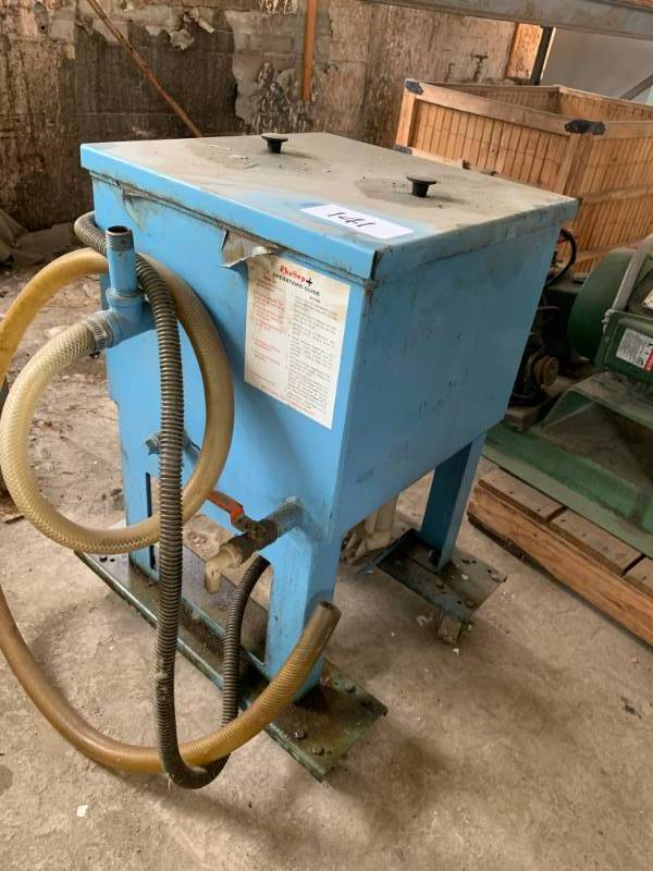 Fluid skimmer