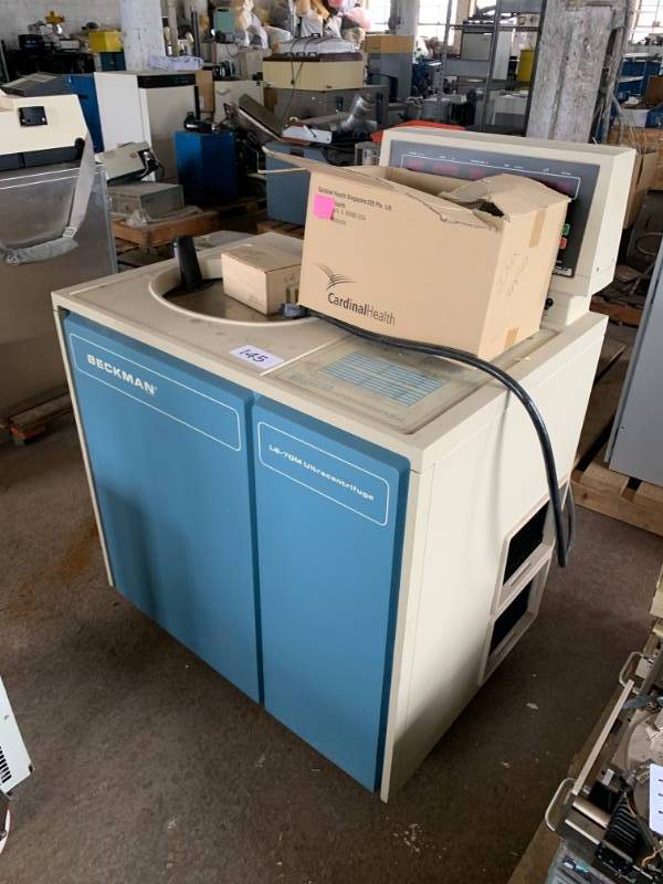 Lab centrifuge