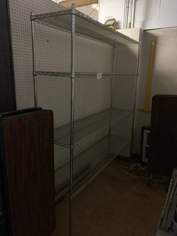 Wire shelf unit