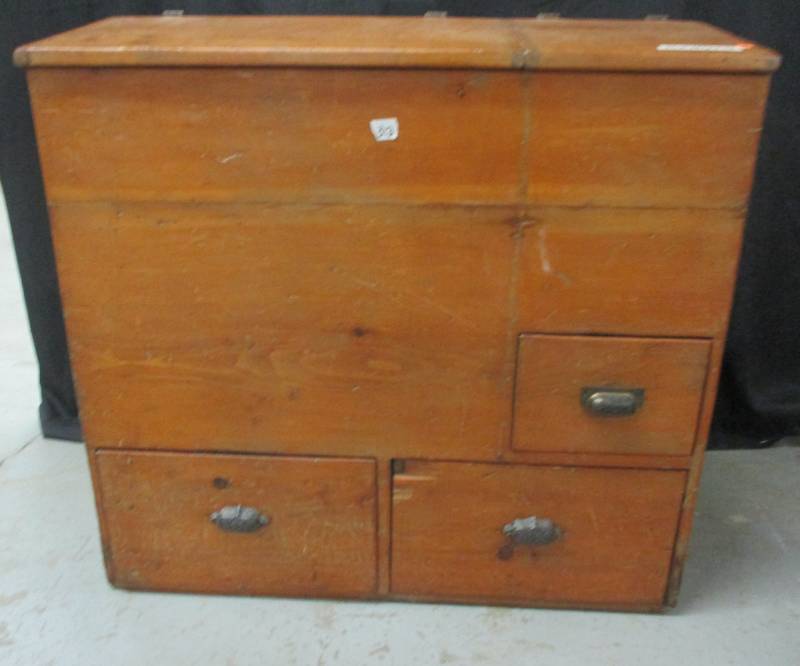 lot 1 image: Wooden Vegetable Bin