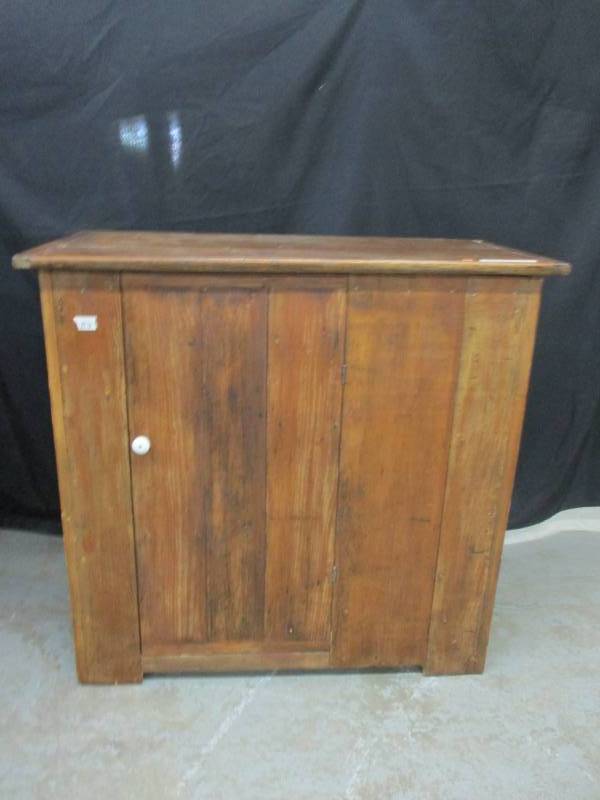 lot 19 image: Antique Storage Cabinet