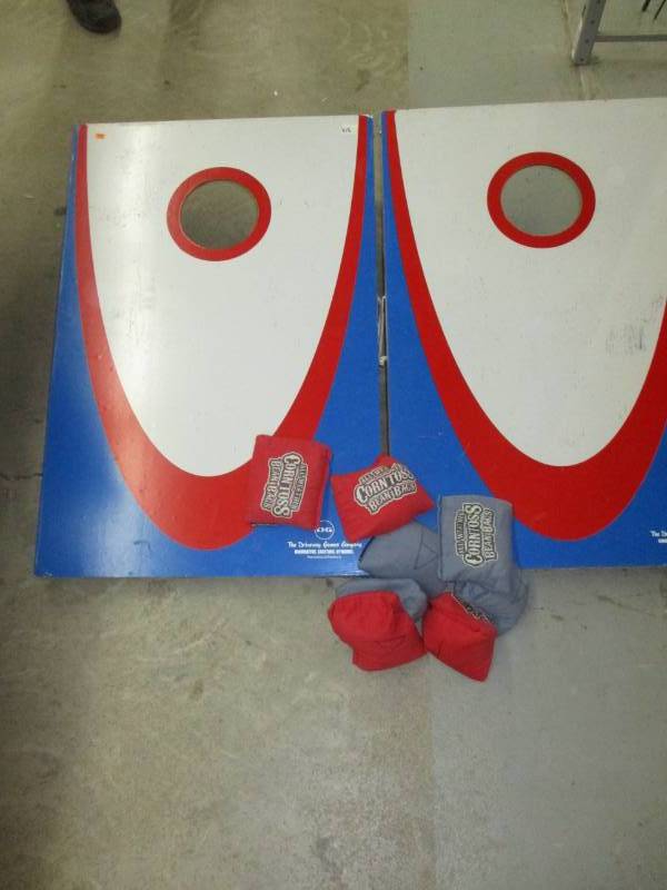 lot 52 image: Bean Bag Set