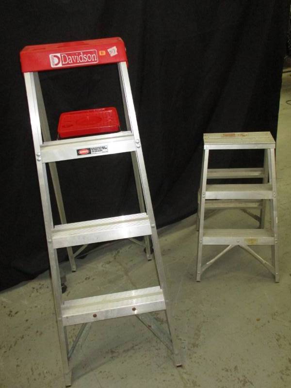 lot 81 image: 2 Medal Step Ladders