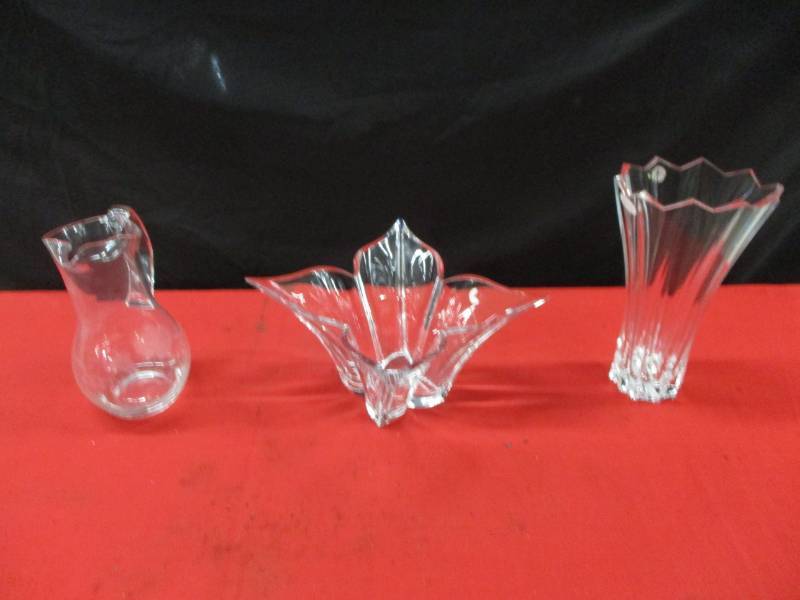 lot 113 image: Makasa Vase. Pitcher and Bowl