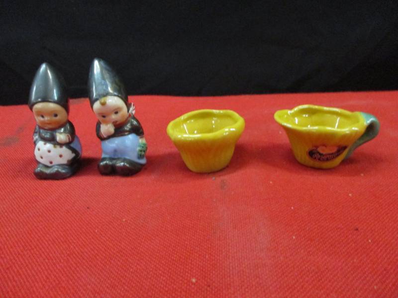 lot 115 image: Rosemead 2 across and Salt and Pepper shakers
