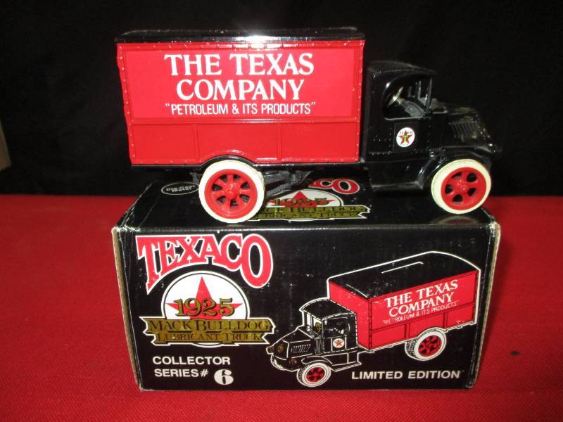 lot 129 image: Texaco 1925 Mack Bulldog Lubricant Truck