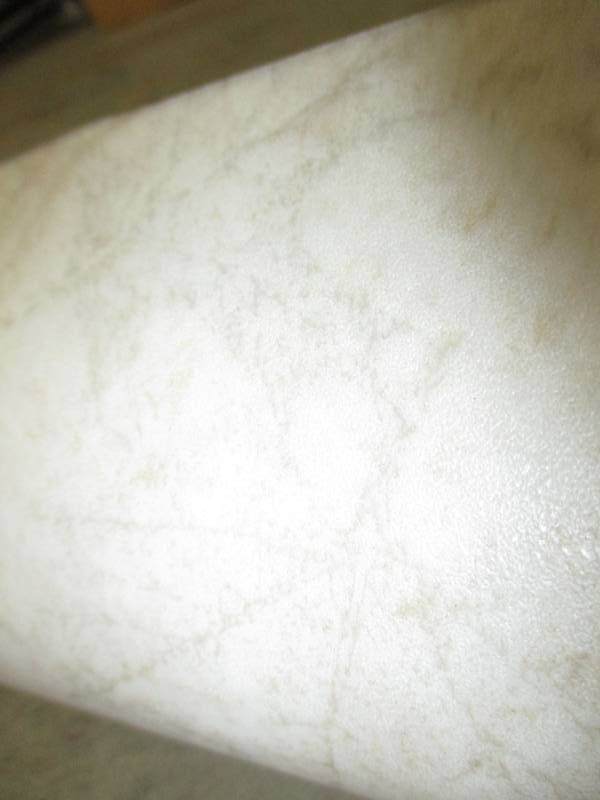 lot 140 image: Brand New linoleum 83 x 85