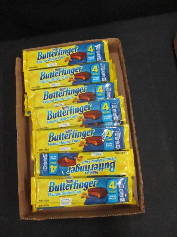 lot 177 image: 28 King size Butterfinger peanut butter cups