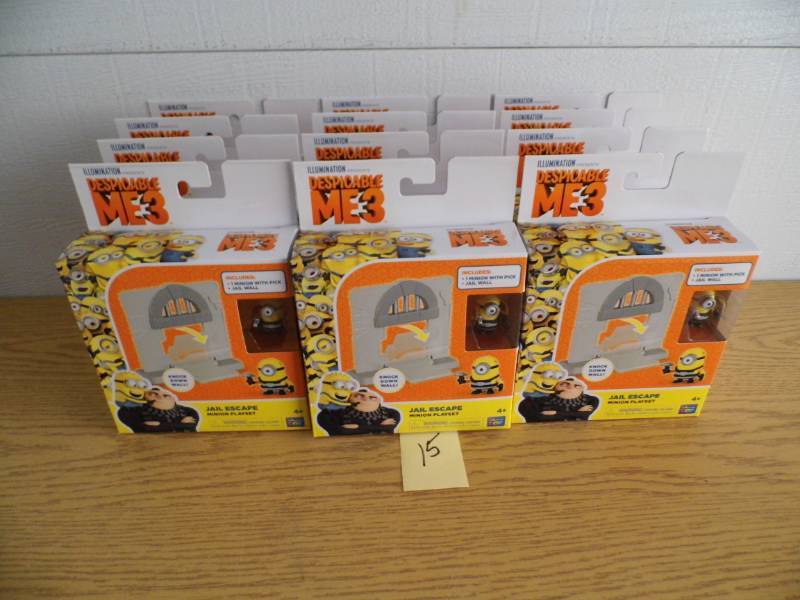 Lot of 12 Despicable Me3 Figures