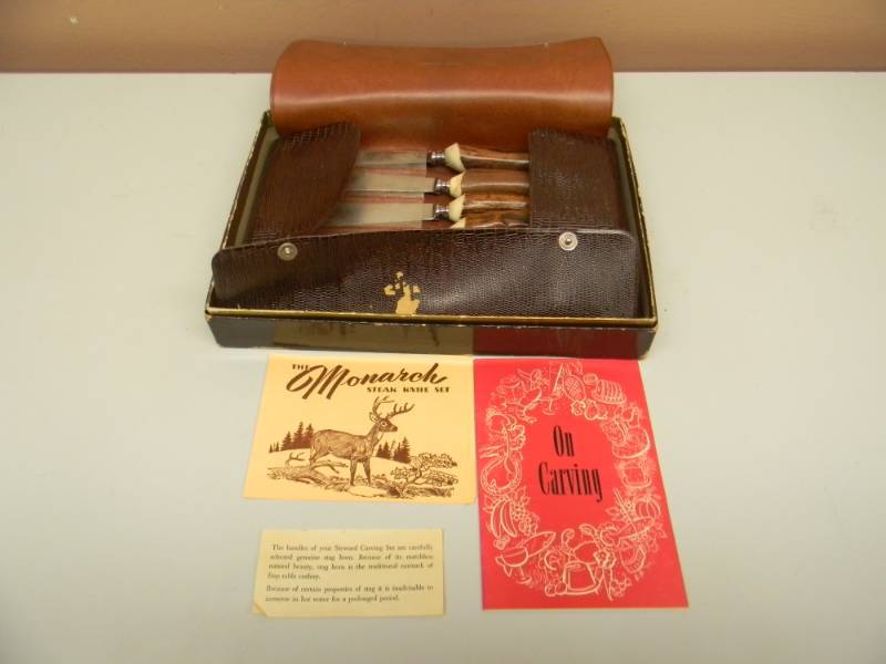 lot 8 image: Vintage Brown and Bigelow Solinger Germany Original Stag Handle Steak Knives - Rare - Set Of 6 - NICE VERY COOL - WITH CASE & BOX - SEE PICTURES