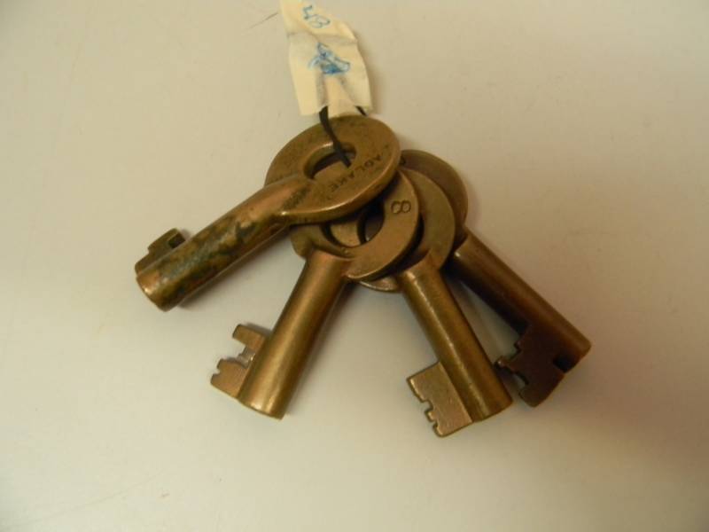 lot 48 image: ANTIQUE  VINTAGE ADLAKE & EAGLE LOCK CO - Hollow Barrel Brass RR Keys - RARE - SEE PICTURES