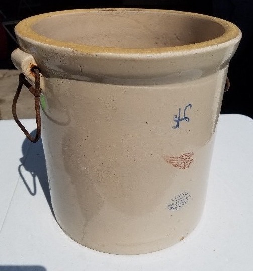 lot 3 image: 4 gallon Red Wing Crock with handles small wing