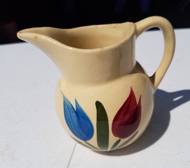 lot 23 image: Vintage Watt Ware 62