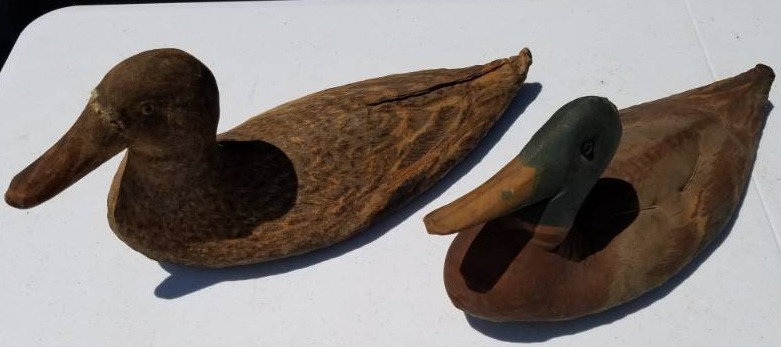 lot 45 image: Painted Canvas Duck Decoys from 1920s - 1930s