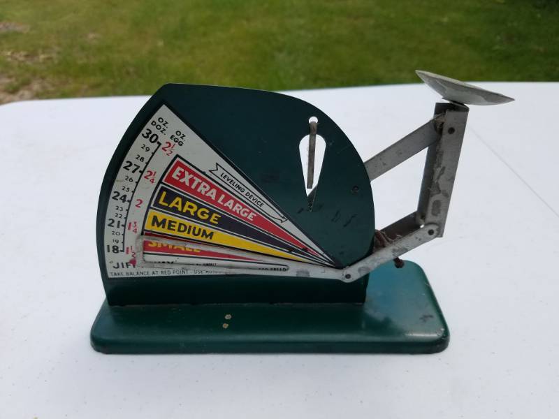 lot 73 image: Vintage Jiffy Way Egg Scale