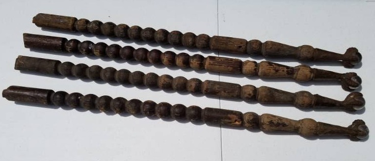 lot 127 image: Crow Feet Table Legs with glass bottoms