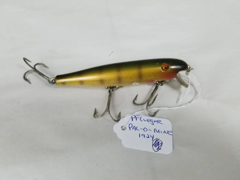 lot 149 image: Pflueger Palomine 1920s Vintage Fishing Lure