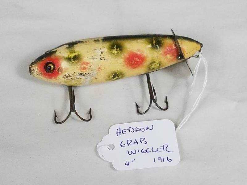 Heddon Crab Wiggler 1916 Vintage Fishing Lure, Antiques, Vintage Fishing  Lures and Duck Decoys plus Red Wing Crocks Sale No Reserve!