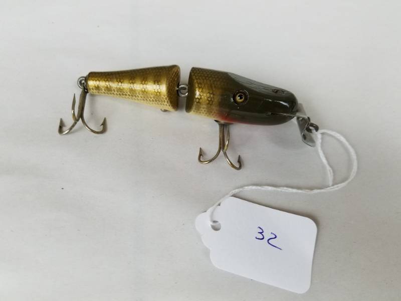 lot 172 image: Creek Chub Pikie Jointed 4 1924 Vintage Fishing Lure