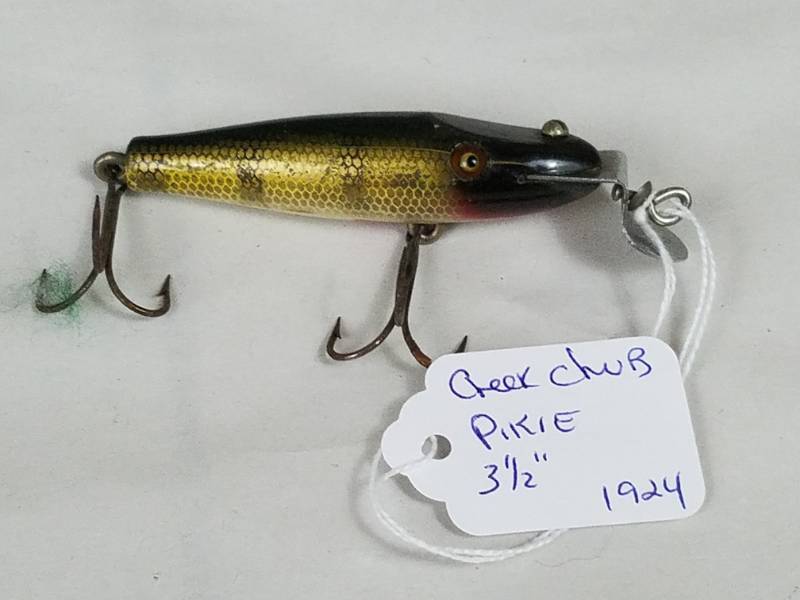 lot 174 image: Creek Chub Pikie Jointed 4 1924 Vintage Fishing Lure