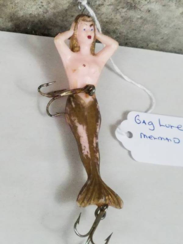 Gag Lure Mermaid Vintage Fishing Lure 4 inches long, Antiques, Vintage Fishing  Lures and Duck Decoys plus Red Wing Crocks Sale No Reserve!