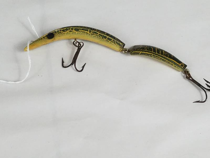 Details about   Vintage Firetail Lazy Ike-Style Plastic Crankbait Fishing Lure 