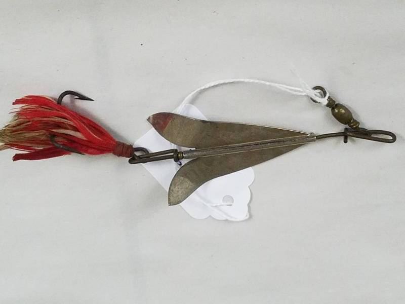 Arrowhead Spinner early 1900's Vintage Fishing Lure, Antiques, Vintage  Fishing Lures and Duck Decoys plus Red Wing Crocks Sale No Reserve!