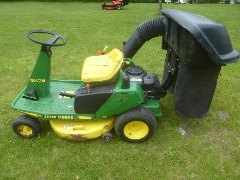 John Deere GX 75