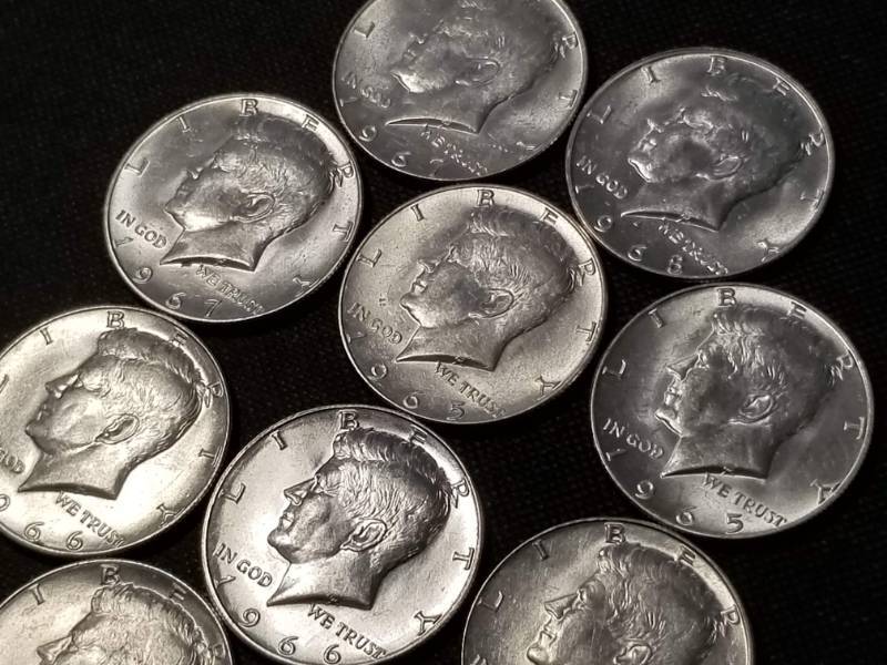 GROUP OF 10 AU-UNC 40% SILVER KENNEDY HALVES 1965-1969