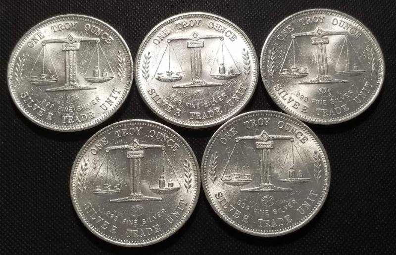 5 TROY OZ. .999 FINE SILVER (5 X 1 oz EAGLE FLAG DESIGN)