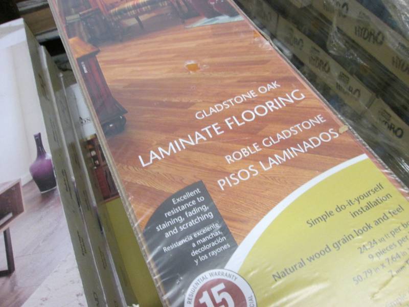 lot 15 image: 10 Cases TrafficMaster Gladstone Oa...