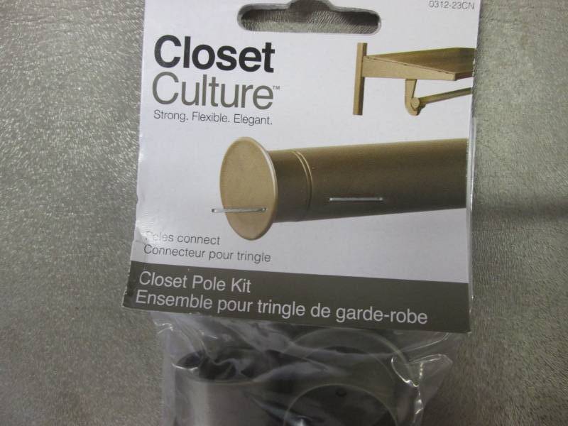 lot 35 image: 12 Closet Culture Knape & Vogt 24.8...