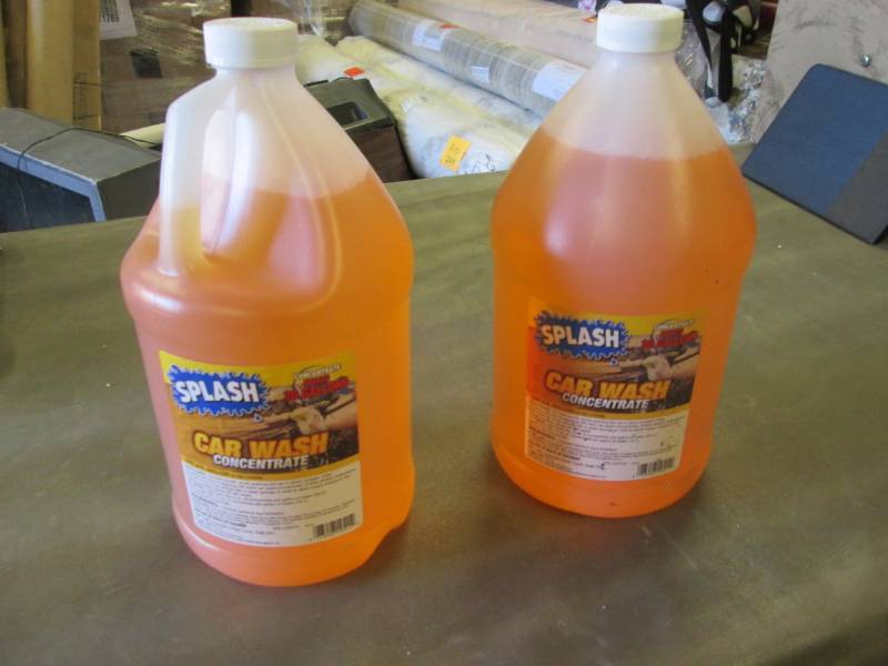 lot 41 image: 2 Gallons Splash Car Wash Concentra...