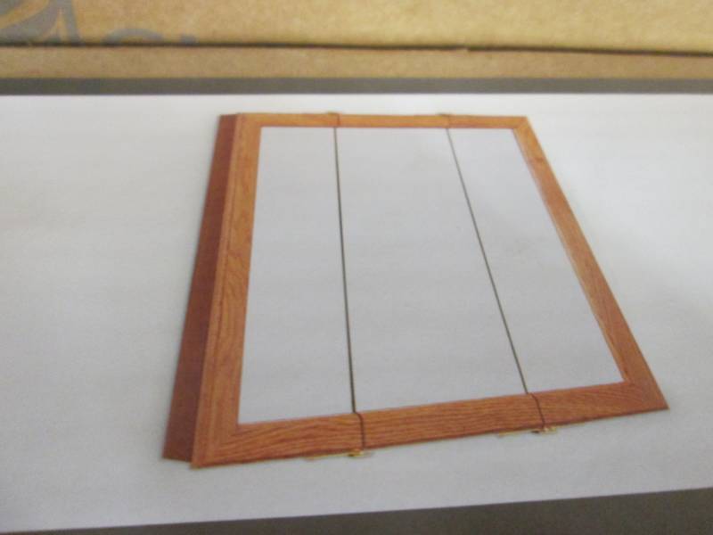 lot 87 image: 24 inch Oak Surface Mount Framed Tr...