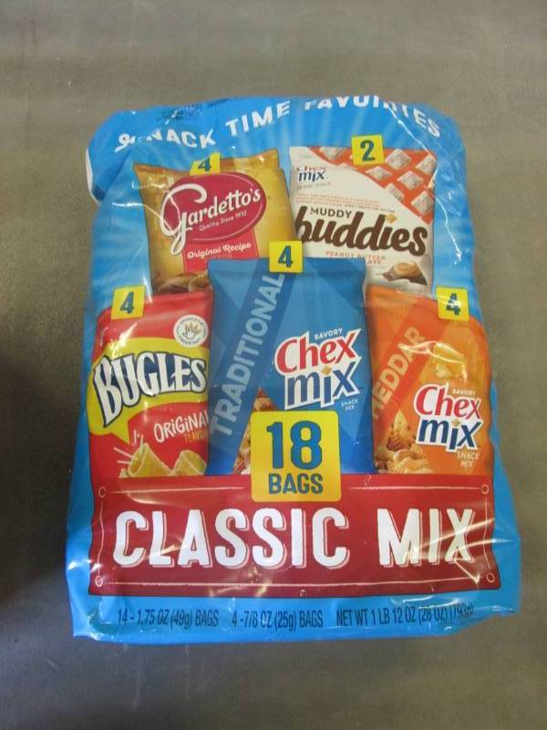 lot 106 image: Case of 3-1 lb 12 oz Lunch Box Vari...