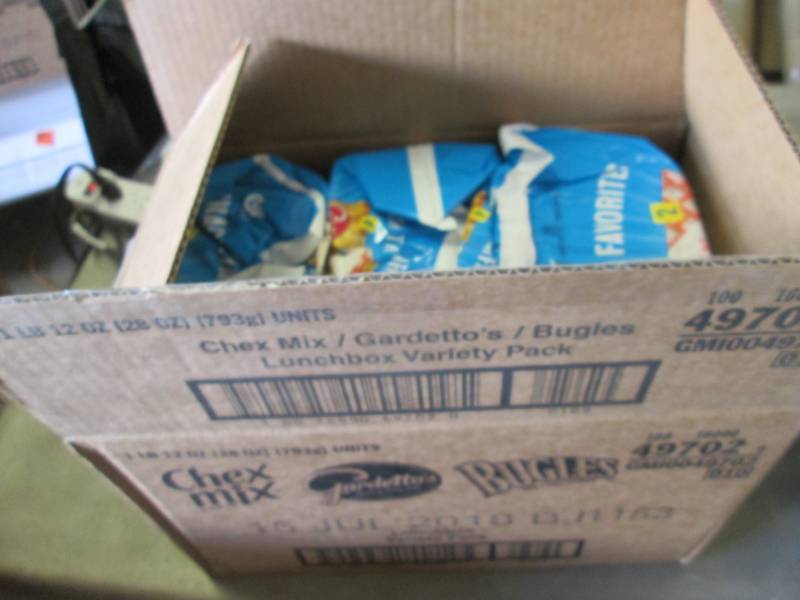 lot 108 image: Case of 3-1 lb 12 oz Lunch Box Vari...