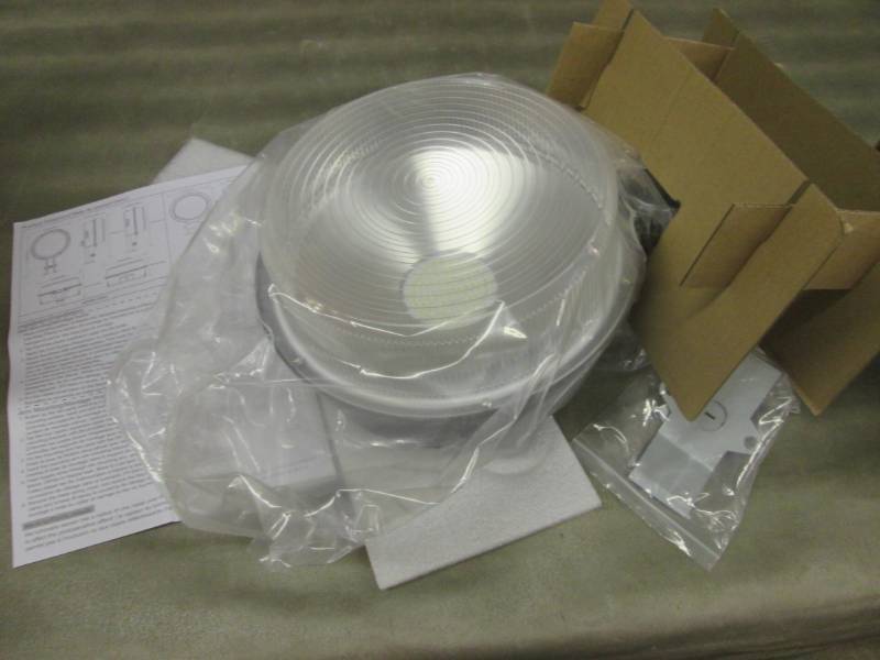 lot 116 image: 70 W LED Outdoor Yard  Light...