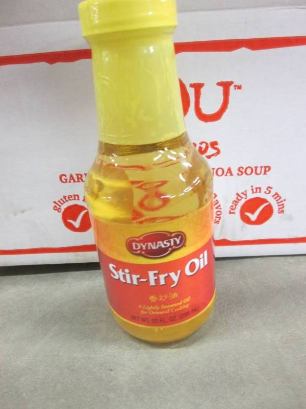 lot 140 image: Box of 11 Dynasty Stir Fry Oil 10 o...