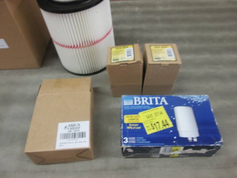 lot 149 image: 2 Air Door Actuators, Brita Filters...